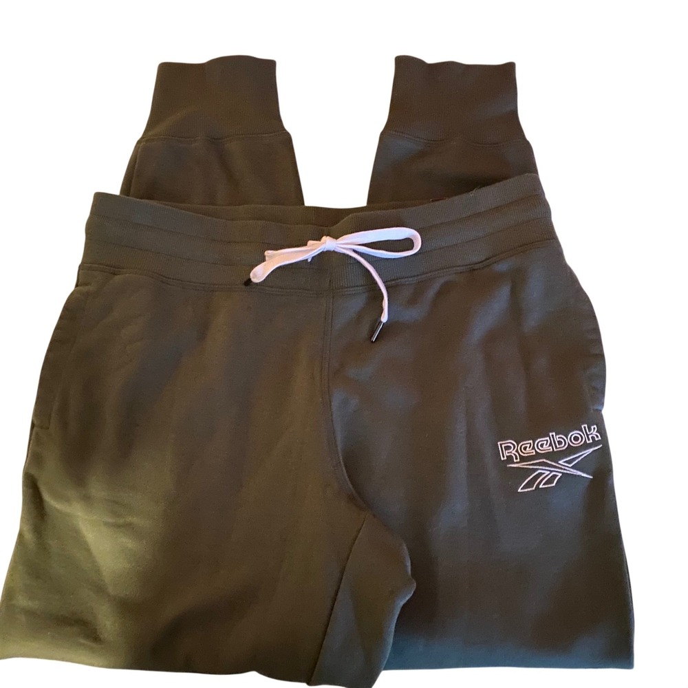 Reebok NWT Women's Classic Jogger Lichen Green Cuffed Sweatpants Large joggers